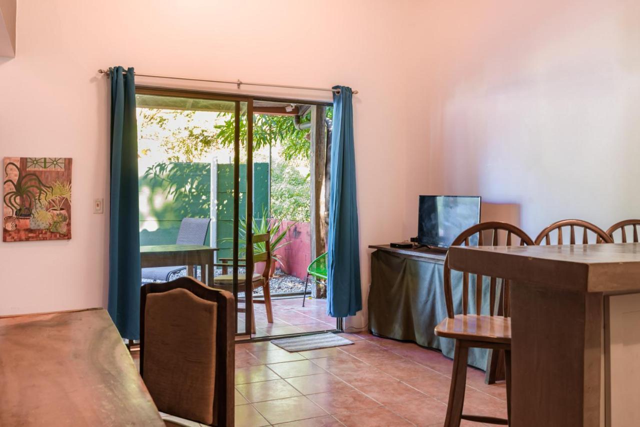 Hotel Mahayana Tamarindo Eksteriør billede