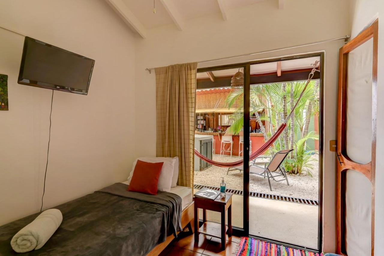 Hotel Mahayana Tamarindo Eksteriør billede