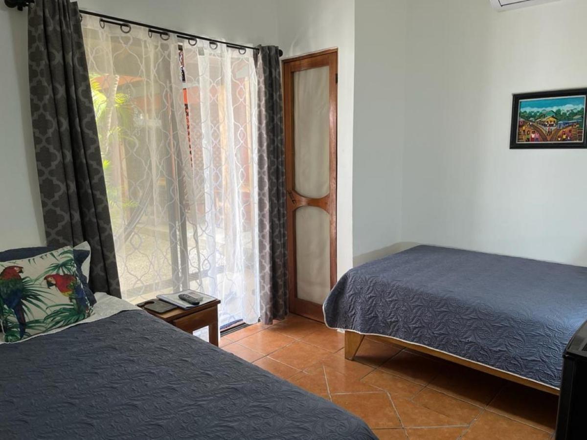 Hotel Mahayana Tamarindo Eksteriør billede