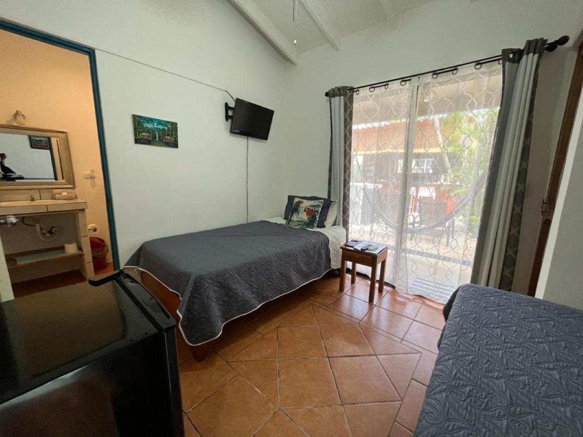 Hotel Mahayana Tamarindo Eksteriør billede